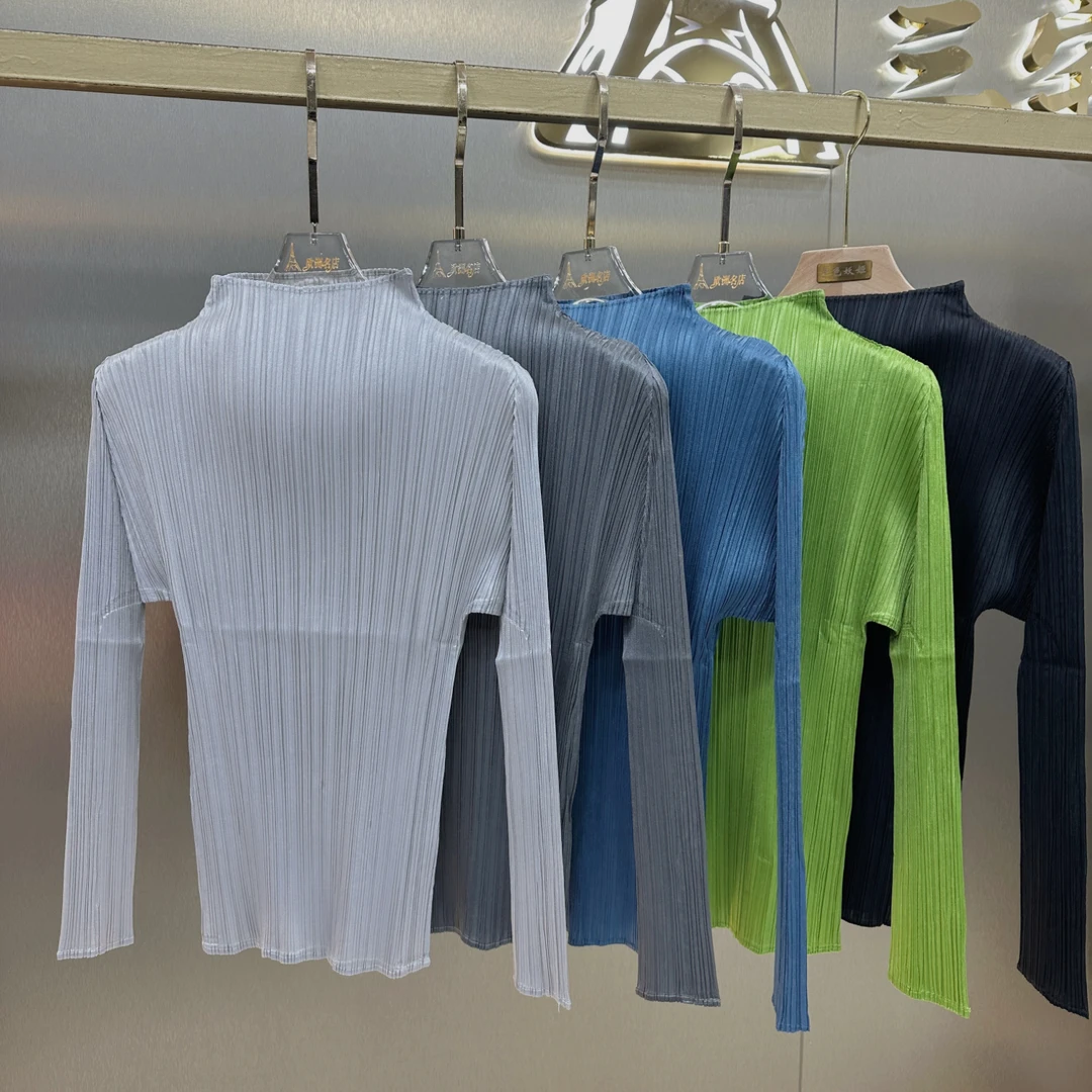 三宅褶皱秋季新款纯色半高领简约百搭上衣基础休闲显瘦T恤