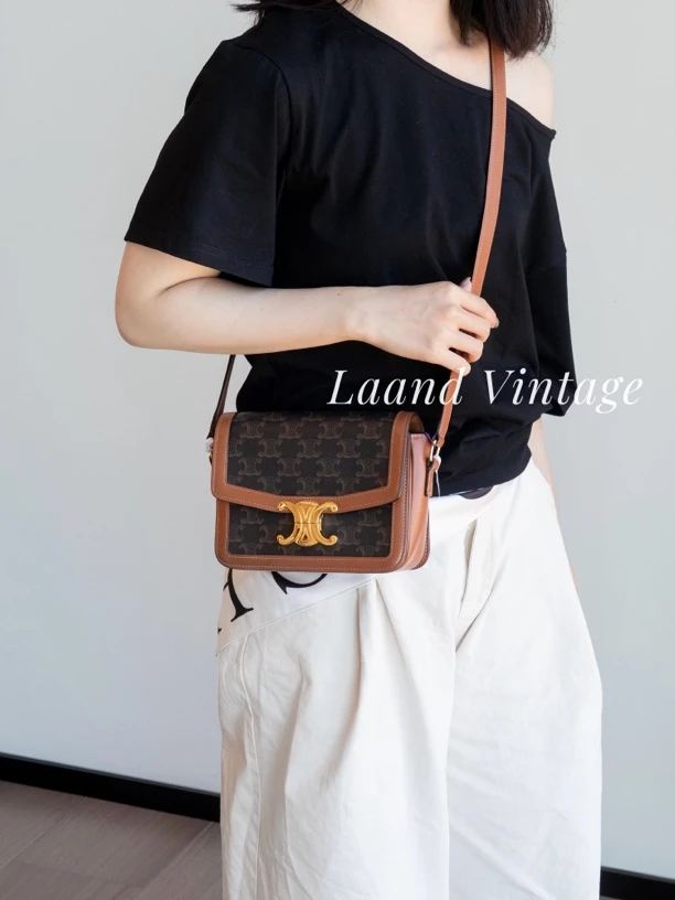 95新 Celine/思琳 Triomphe 凯旋门豆腐包/04967/Laand中古