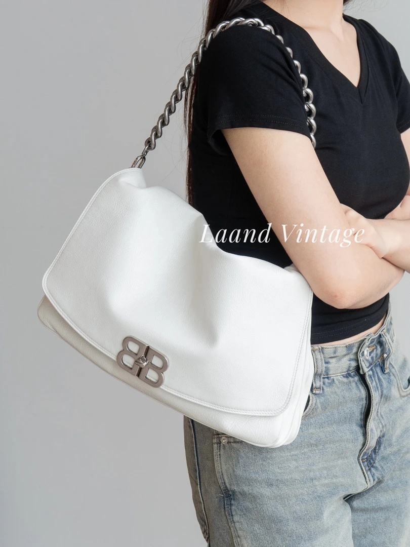 99新 Balenciaga/巴黎世家 白色BB Soft单肩包斜挎包/04063/Laand
