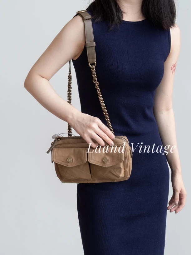 95新 Chanel/香奈儿 卡其色邮差腰包/05617/Laand中古