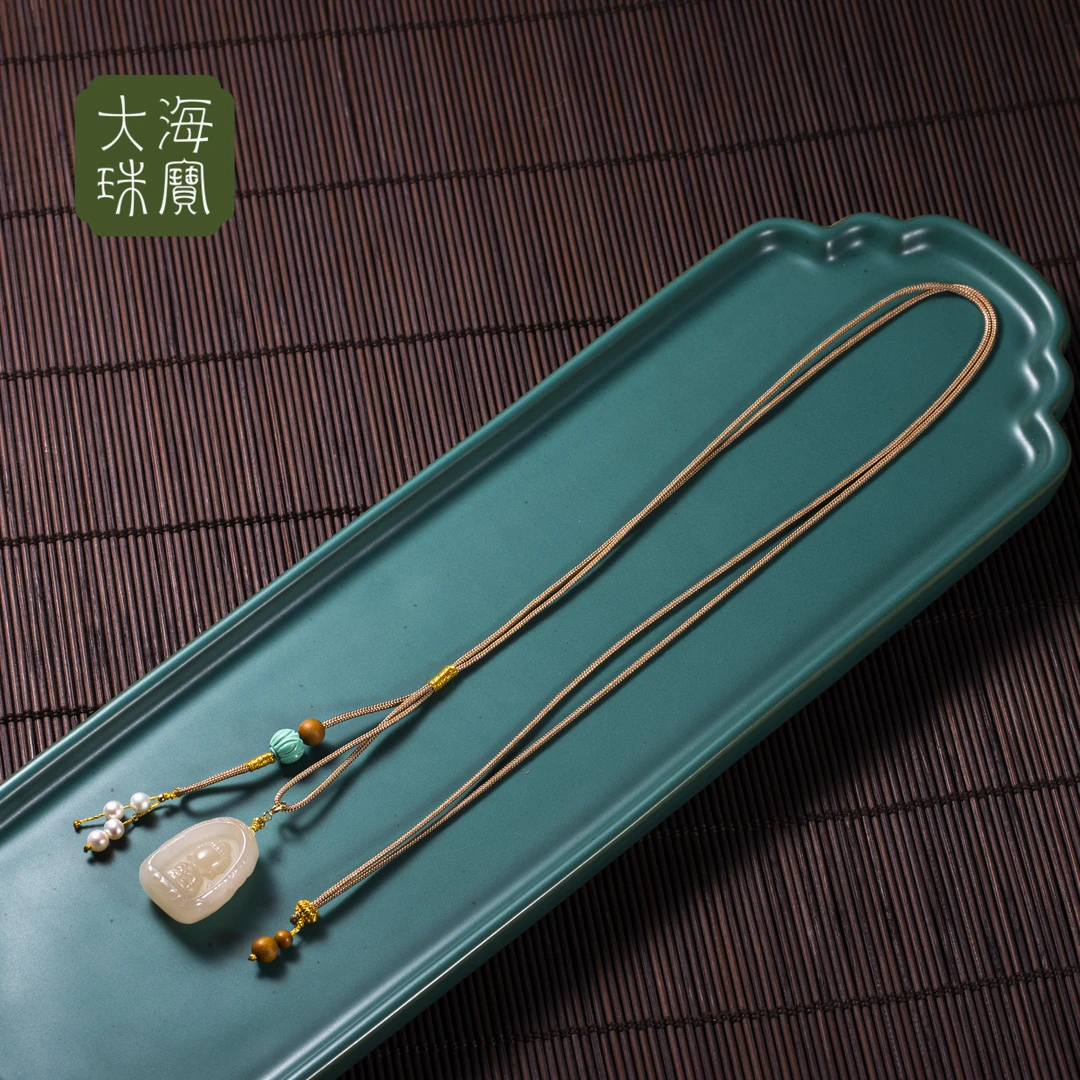 和田玉藕粉+18k金镶嵌+悟道佛女款雕刻气质多样性发货