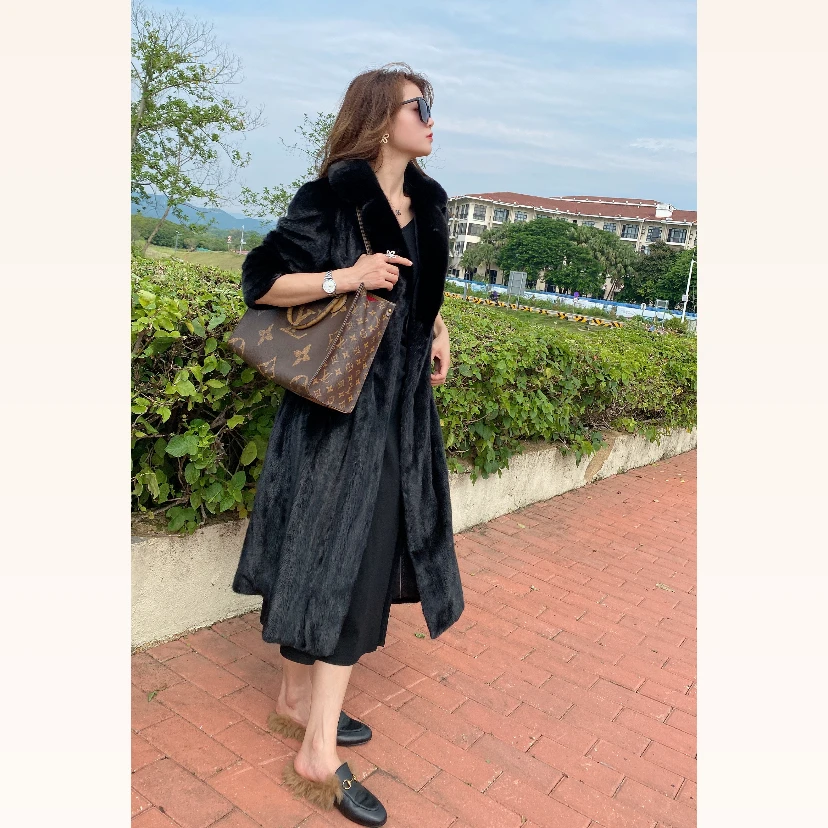 HU-1新款显瘦修身气质毛领天鹅绒腰带内抽长款女士时尚外套