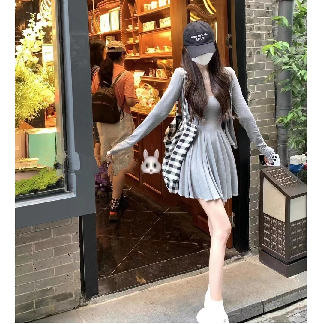 纯欲休闲辣妹风时尚收腰显瘦吊带裙针织开衫两件套