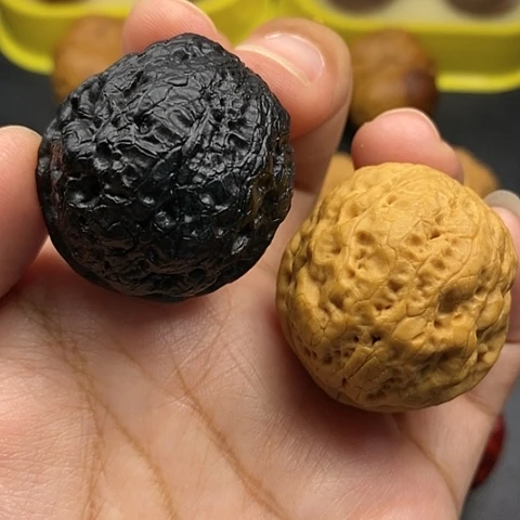 文玩核桃把件39尺云南核桃