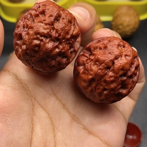 文玩核桃把件39尺云南核桃