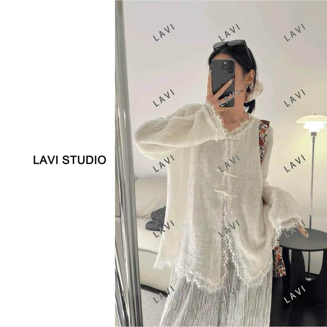 白月光  气质蕾丝镂空显瘦针织时尚打底衫 毛衣女网红百搭宽松