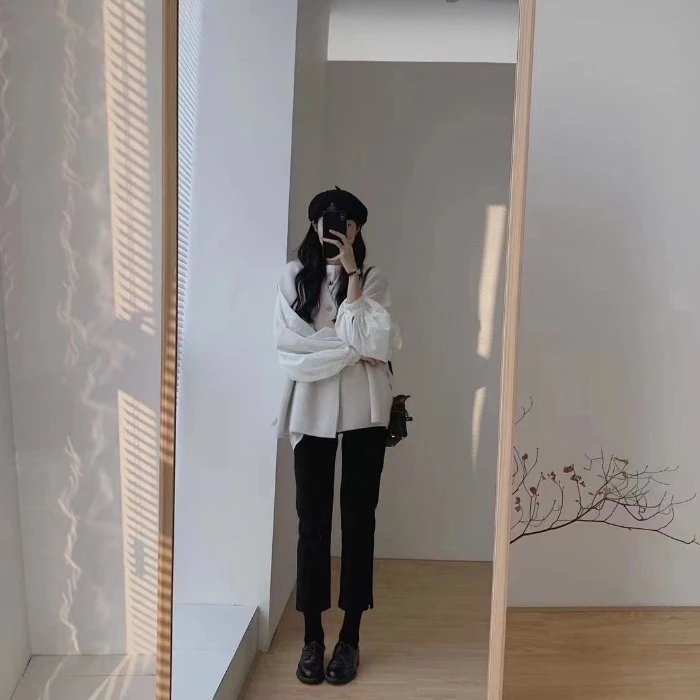 早秋宽松立领套头灯笼袖衬衫加针织马甲无袖毛衣加小脚裤显瘦时尚