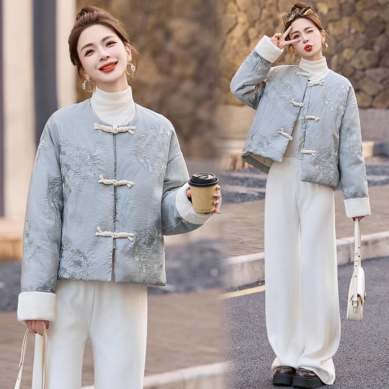 新中式国风刺绣羽绒服女2024冬季新款复古盘扣白鸭绒短款外套