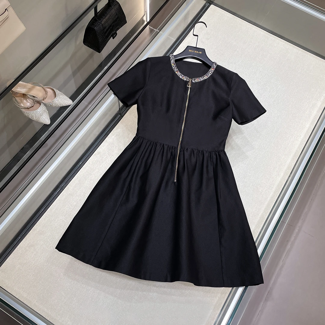 【黑天鹅】高定镶钻对版工艺高奢连衣裙 DY1304