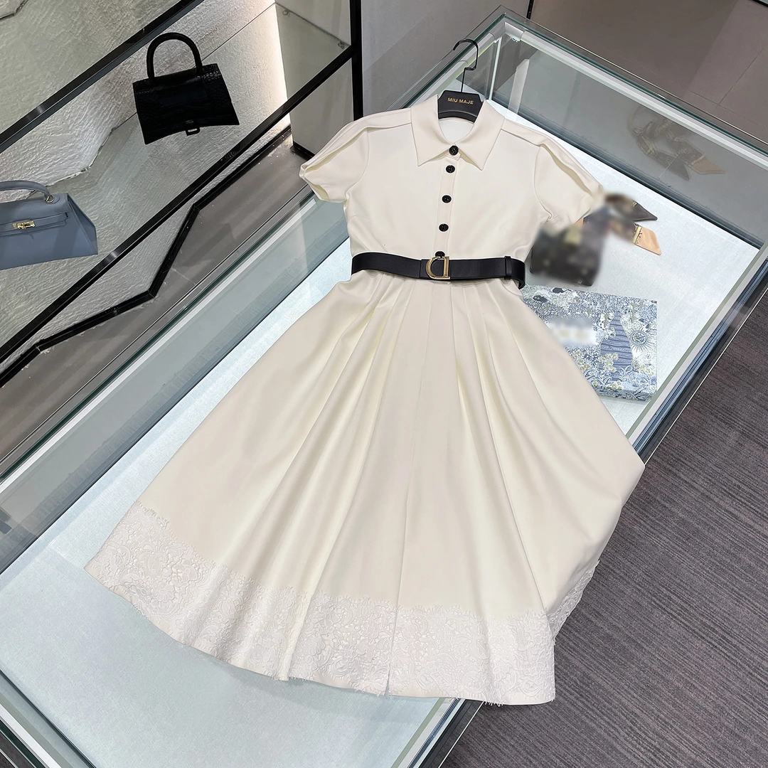 MIUMEM纯色翻领短袖长款连衣裙下摆蕾丝花边拼接DY3393