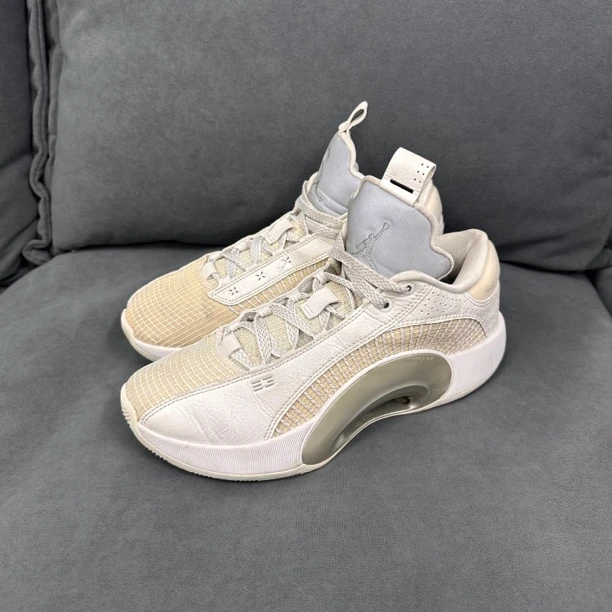 41码 260/AJ35low 白银 篮球鞋/9新/公价669