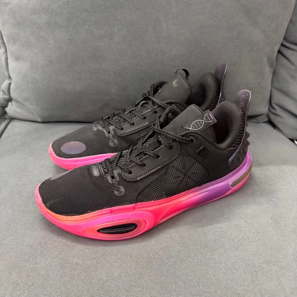 44码 280/全城11 晨曦 篮球鞋/95新/公价469