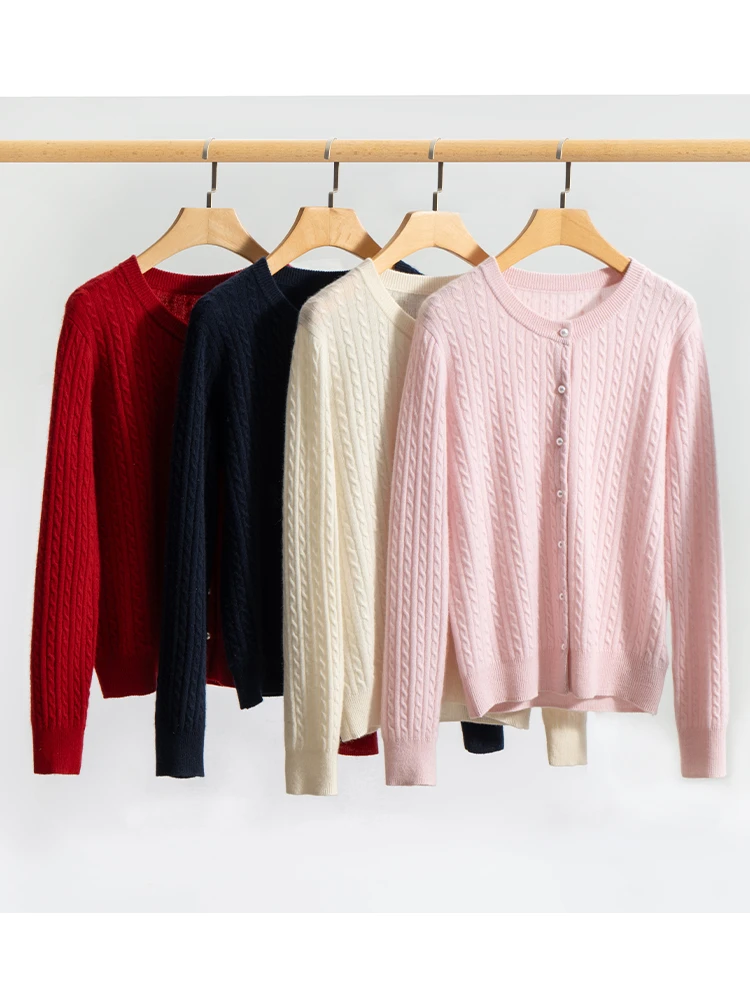 某伦同款秋季新款100%纯山羊绒麻花圆领开衫外套毛衣女