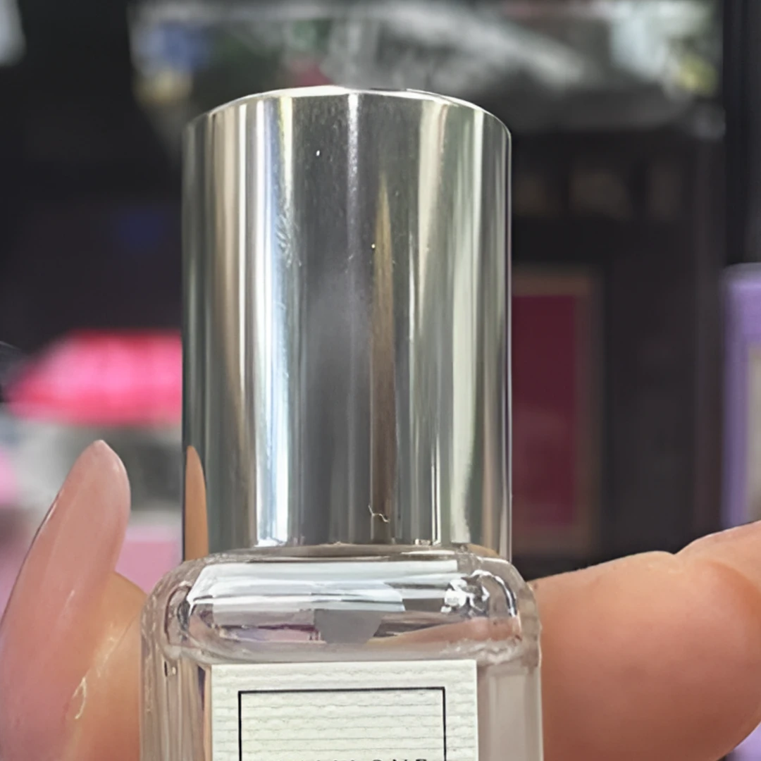 青柠罗勒/蓝风铃/海盐与鼠尾草/英国梨小苍兰/葡萄藤柏木/丝绒9ml