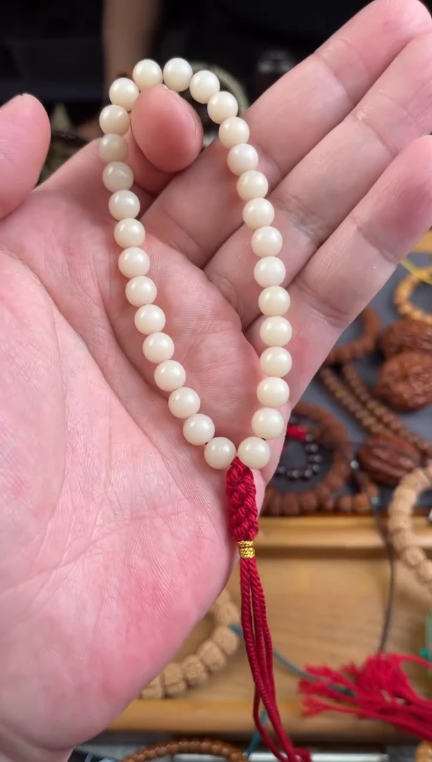【闪购商品】白玉菩提手串.