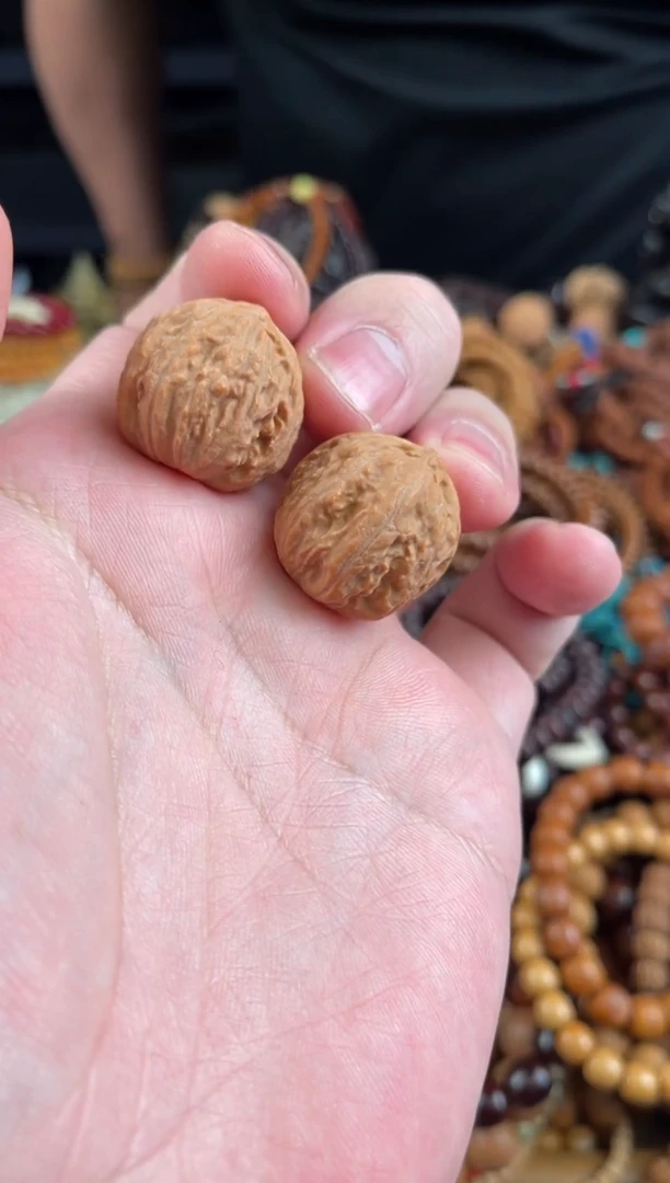 【闪购商品】文玩核桃手串.