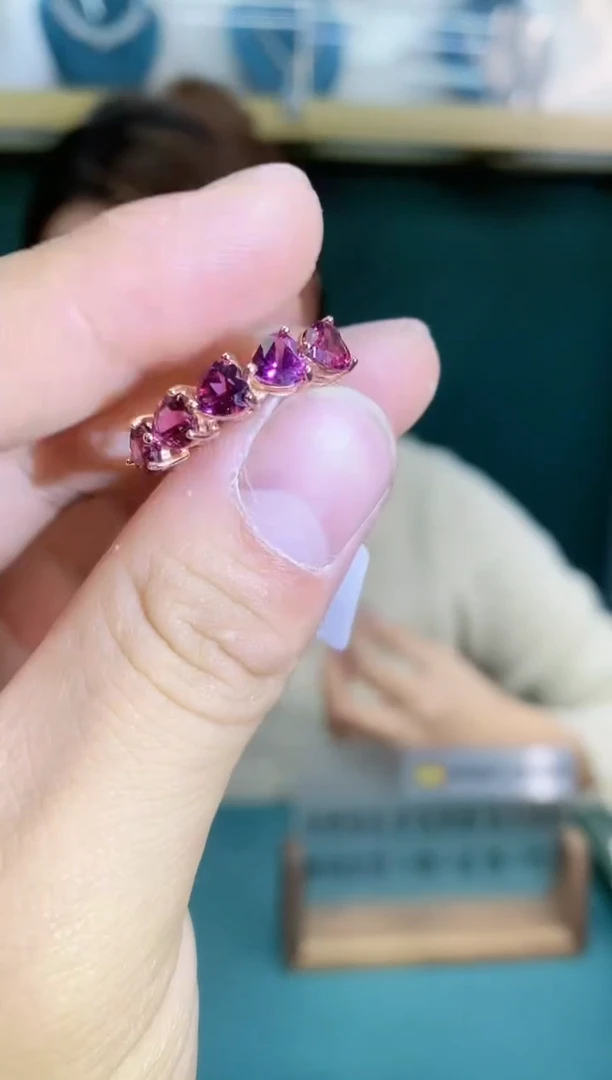 【闪购商品】石榴石戒指银S925镶嵌y-682