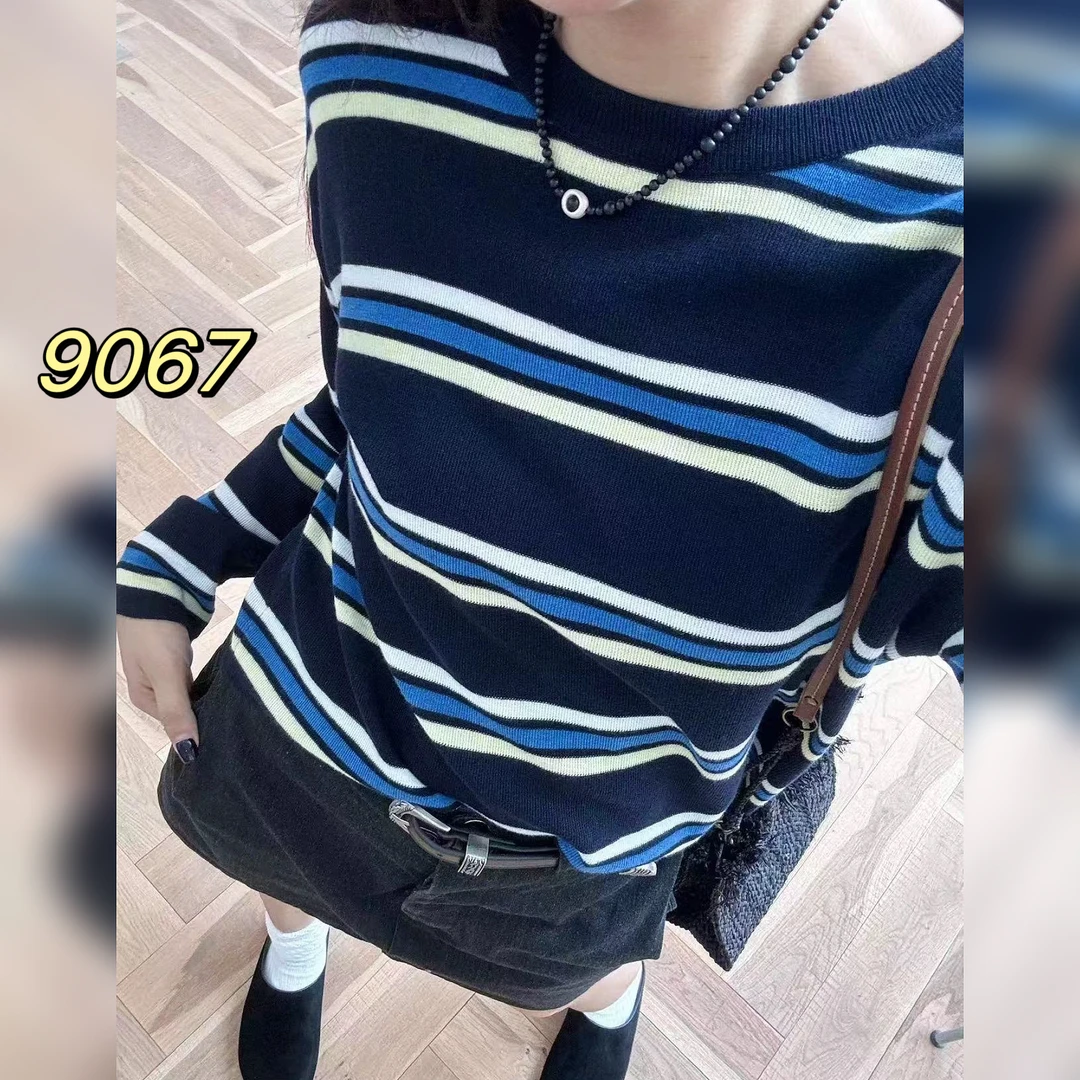 9067（部分无水洗唛，介意慎拍）SANFAN新款针织衫