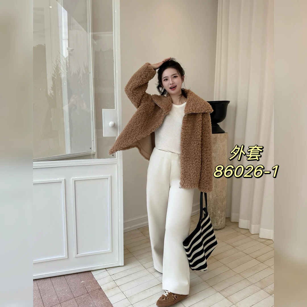 86026-1（部分无水洗唛，介意慎拍）SANFAN新款毛毛外套