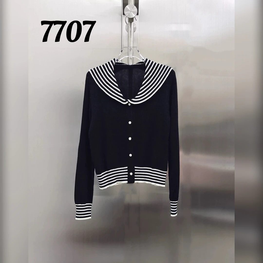 7707（部分无水洗唛，介意慎拍) SANFAN 新款针织开衫