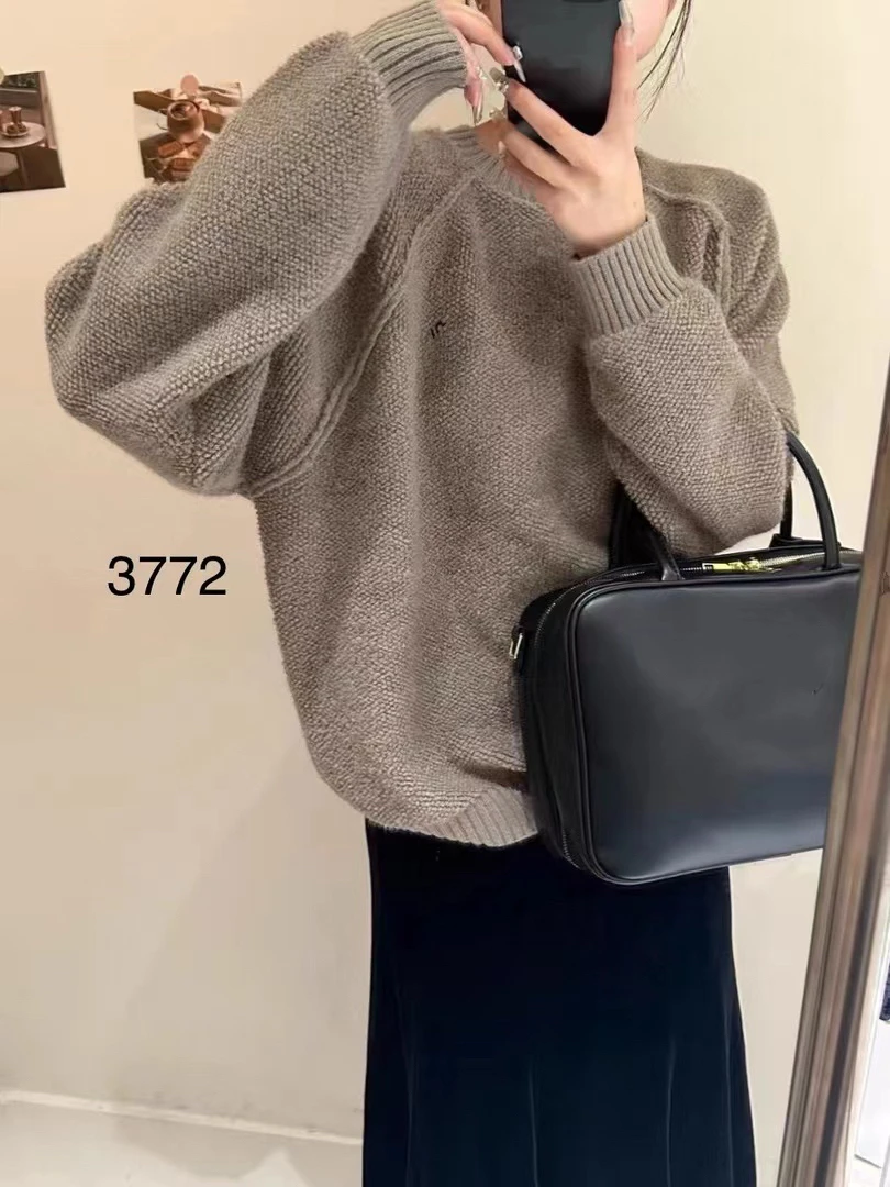 3772（部分无水洗唛，介意慎拍）SANFAN新款针织衫