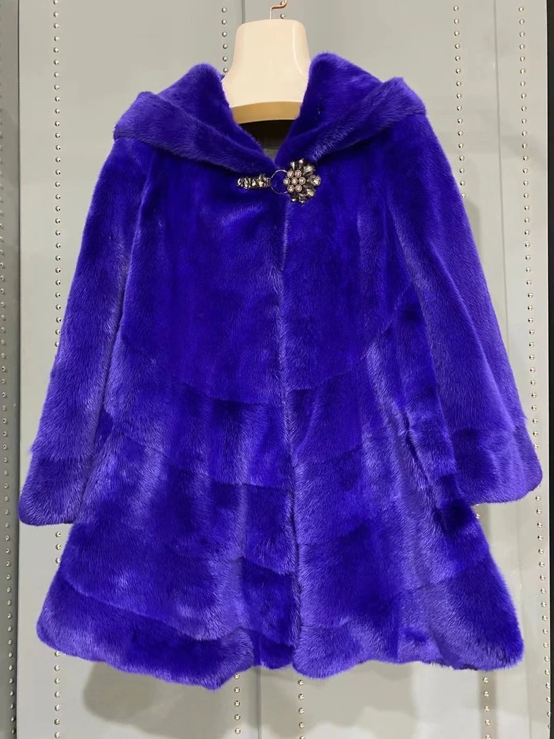 2024冬季女士时尚中长连帽外套