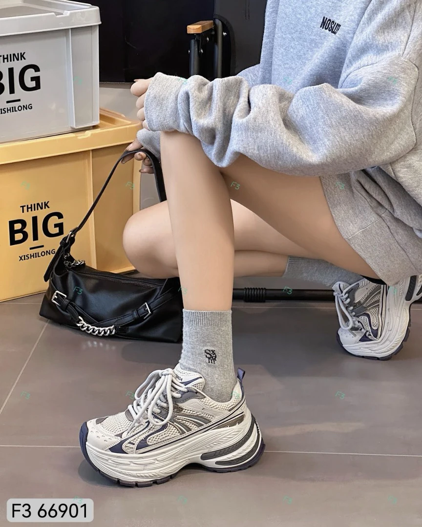 2024秋季新款老爹鞋女百搭圆头系带增高网面拼色轻便休闲运动鞋潮