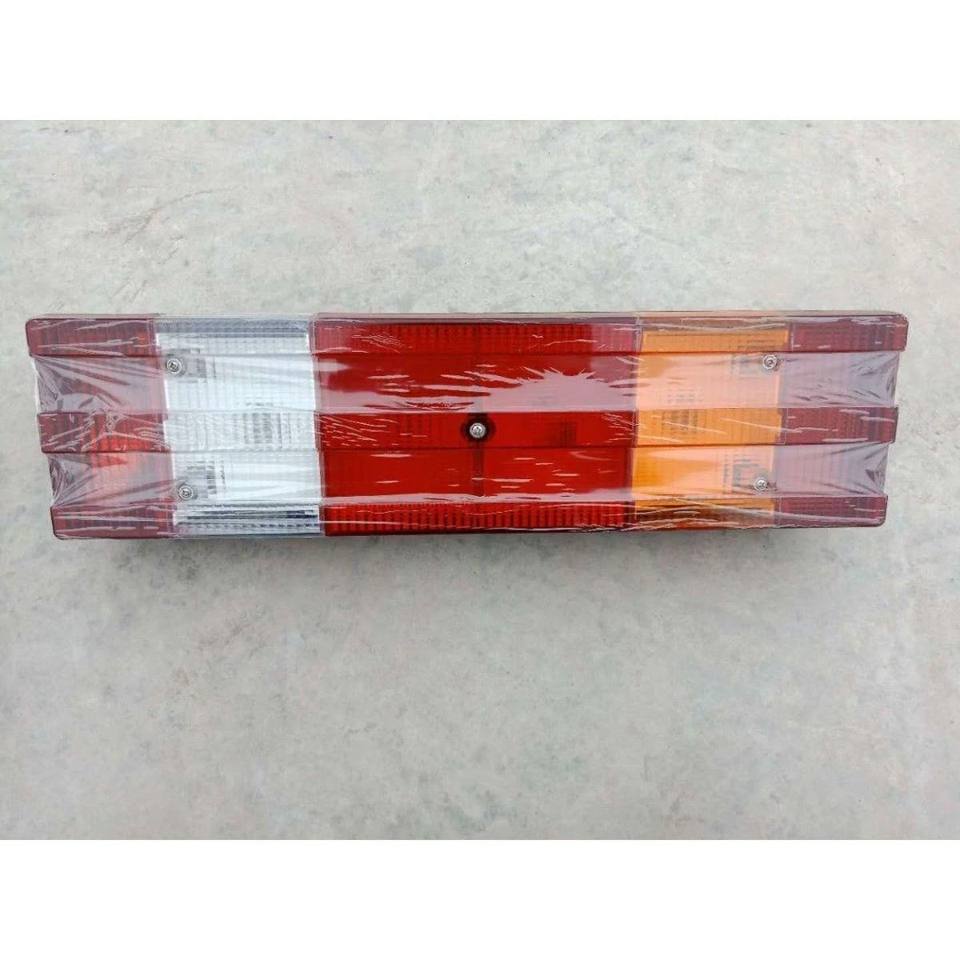 适用于柳工新款后尾灯 柳工250吊车尾灯总成 刹车灯转向灯倒车灯