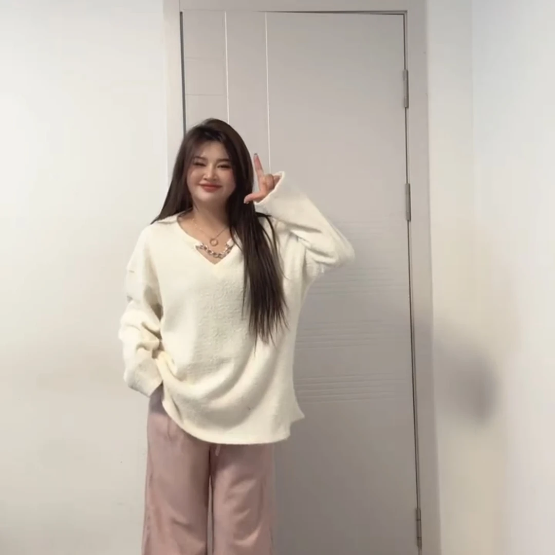 秋冬季新款大码显瘦毛衣宽松遮肉毛绒上衣软糯链条慵懒百搭韩