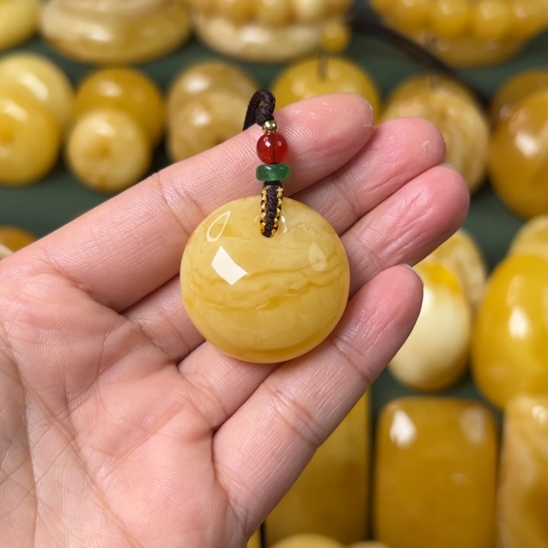 【闪购商品】琥珀颈饰未镶嵌