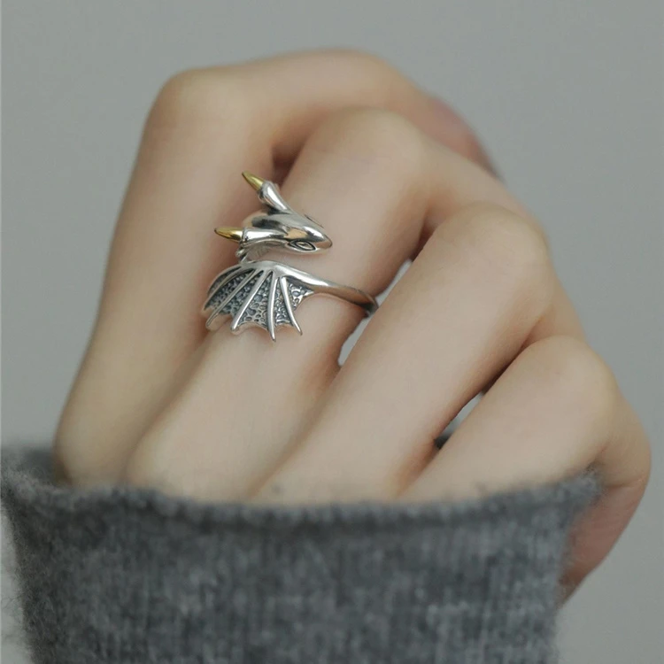 小飞龙戒指女小众设计个性高级冷淡风2023年新款龙形开口食指戒