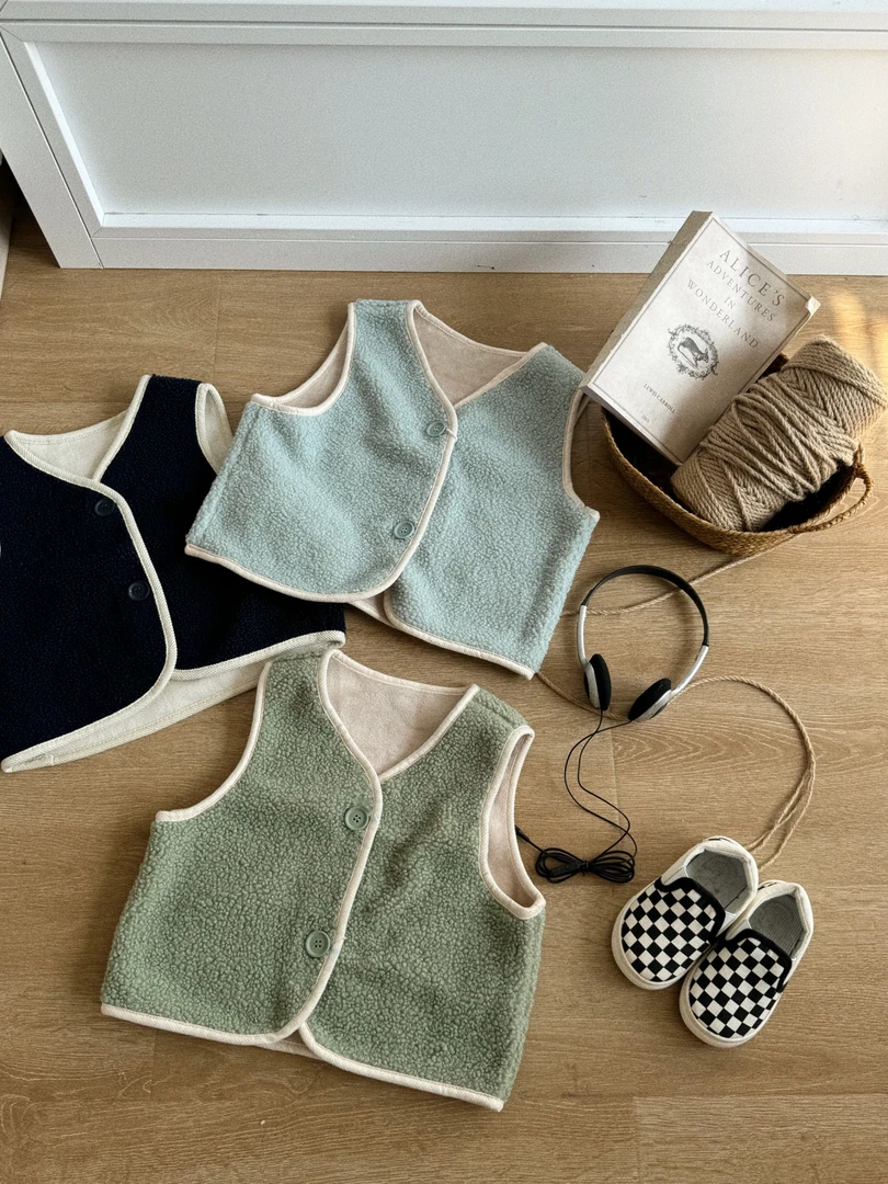 （现货小码福利）儿童韩版森系三色颗粒绒加绒马甲