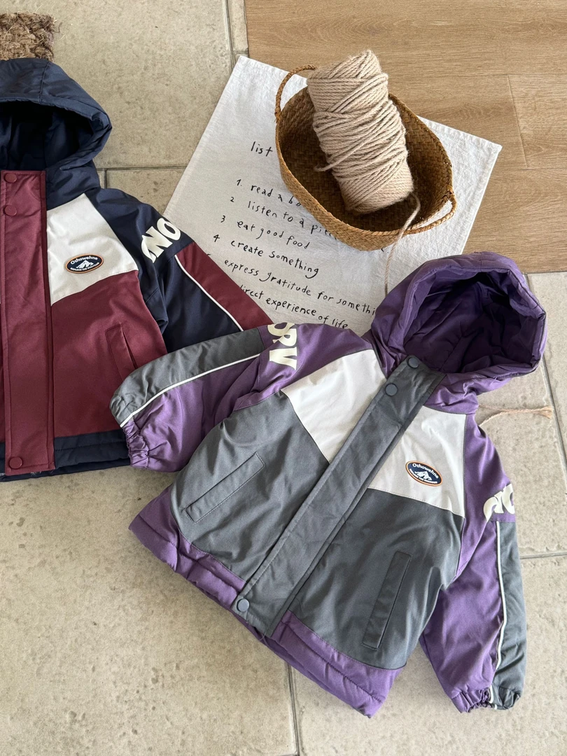 （现货）韩版儿童CNO拼色派克连帽外套