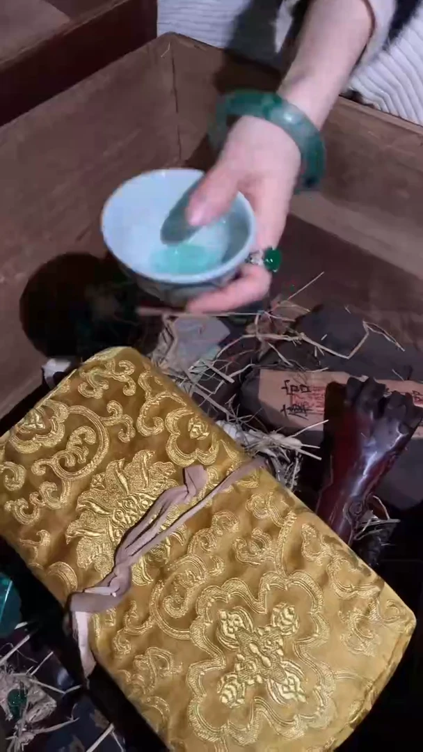 【闪购商品】紫砂盖碗摆件