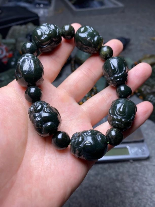 和田玉貔貅手串，120克左右（多样性发货）