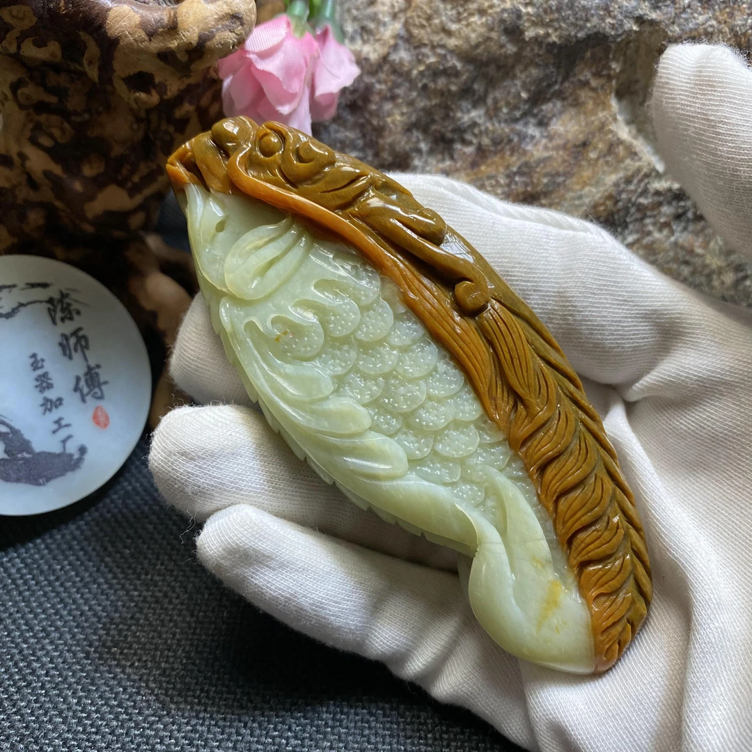 正品岫玉花玉手工精雕俏色龙鱼手把件摆件吊坠挂件立体厚实盘玩