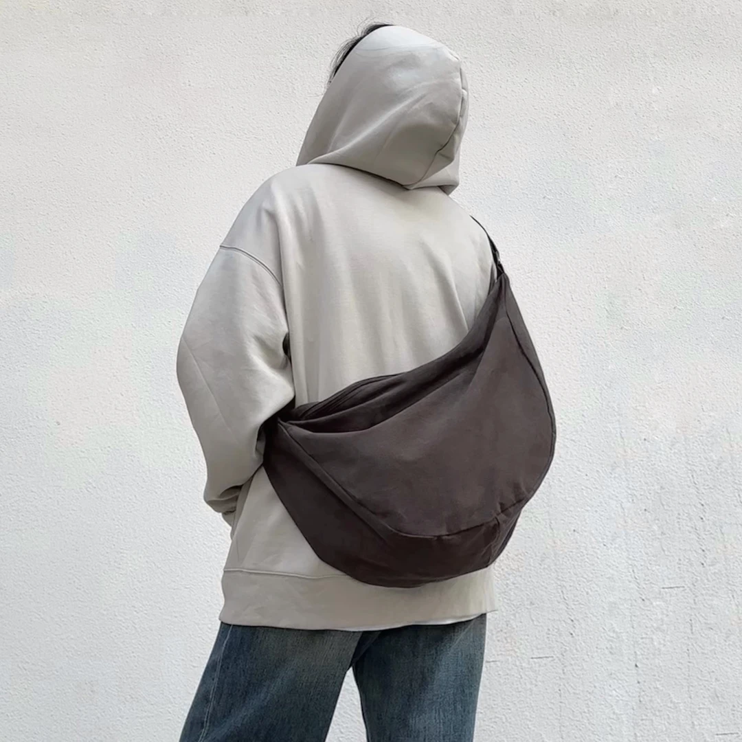 潮流港风慵懒斜挎包单肩包饺子包情侣包包背包简约百搭小众大学生