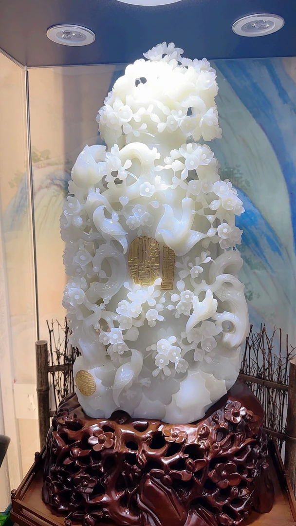 和田玉，喜鹊登梅，平安瓶
