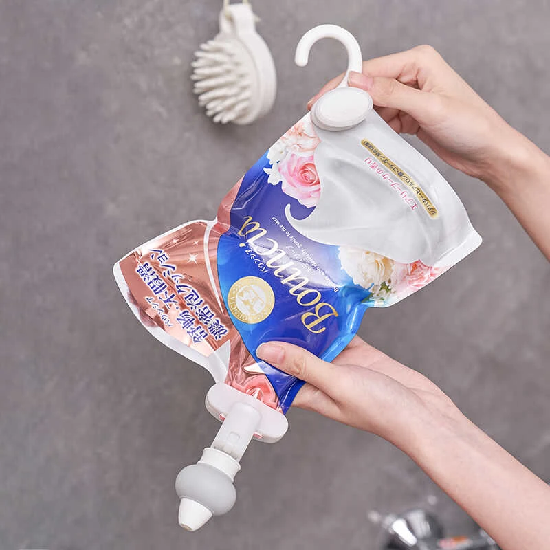日式袋装替换液控流挤压器钩悬式沐浴露洗发水补充装倒挂挤出神器