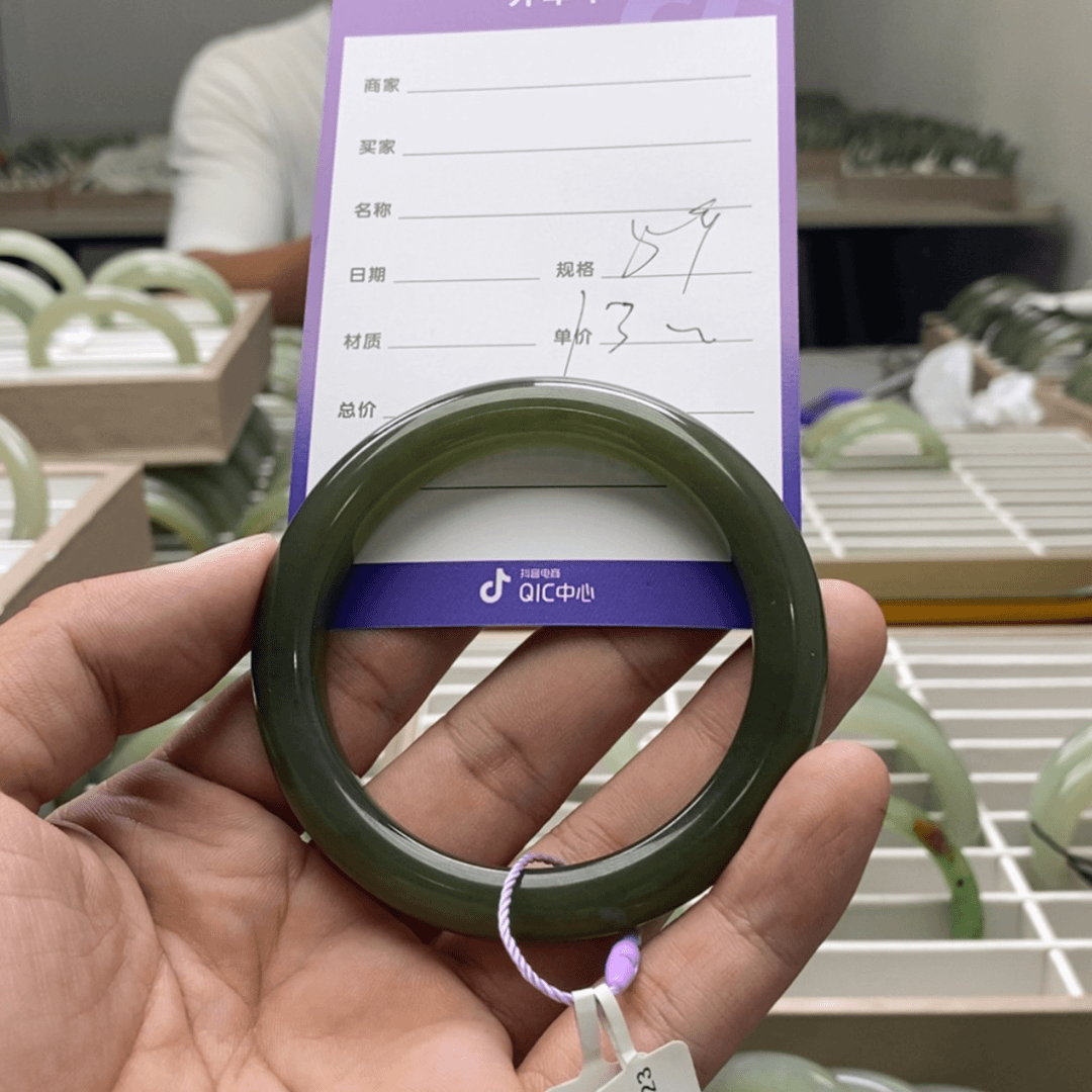 【闪购商品】和田玉手镯未镶嵌