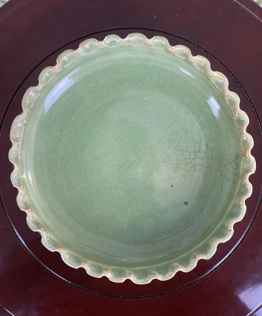 东沟窑青瓷莲叶洗