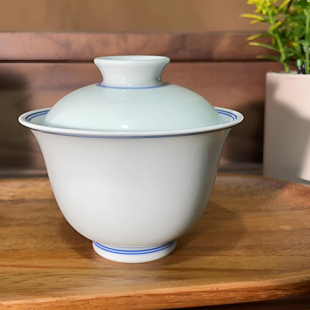 青花青白胎小盖碗