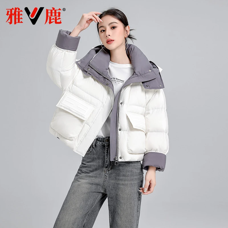 雅鹿2025新款羽绒服女冬季短款连帽港风百搭连帽高级感户外外套潮