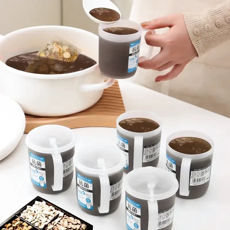 日本进口抗菌中药液分装瓶安全可加热密封罐便携杯储存容器空瓶子