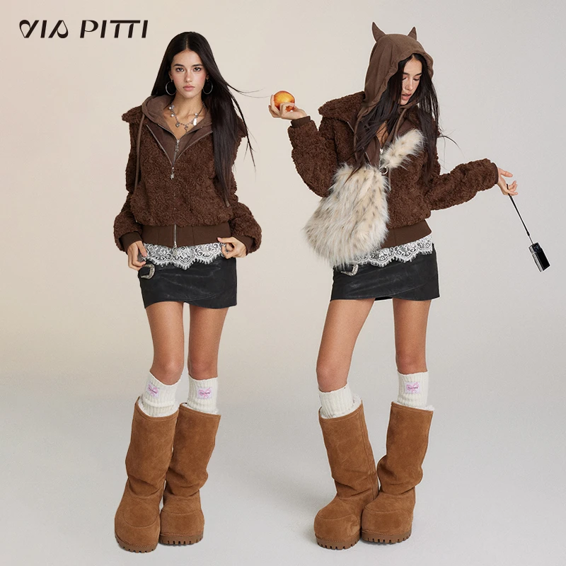 ViaPitti【官方专属】秋冬时尚连帽假两件小恶魔毛毛卫衣V24DC223