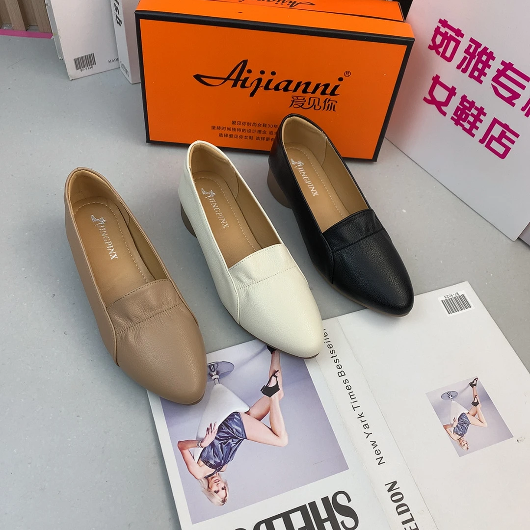 2025早春新款浅口时尚单鞋一脚蹬软底通勤女鞋休闲百搭舒适妈妈鞋