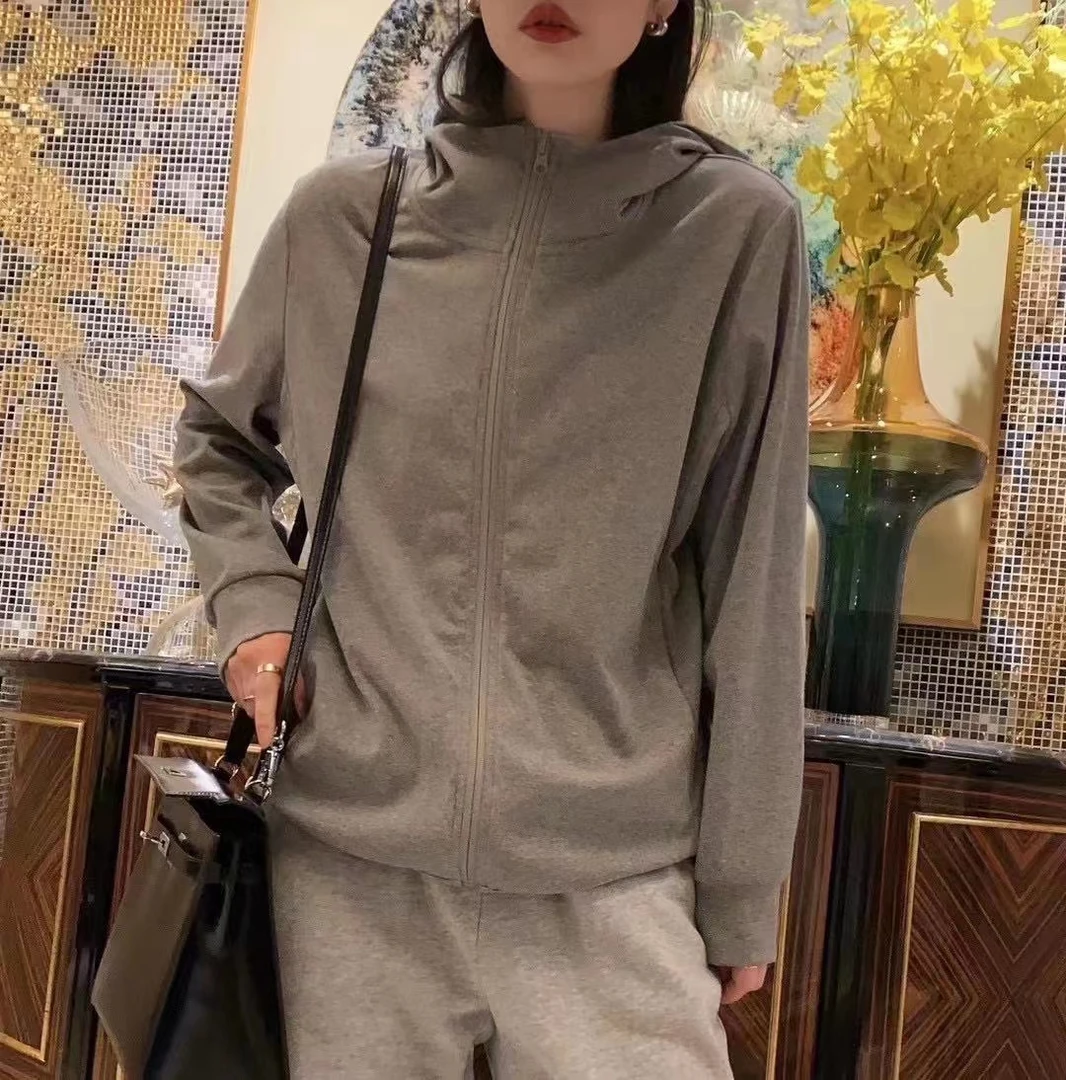 【女人空间生活馆】帽衫上衣百收腰百搭通勤帽衫女街头上衣