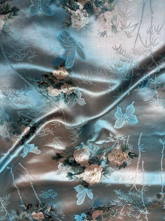 白蔷薇 红云纱 香云纱 真丝提花缎 30姆米 幅宽120cm*长100cm