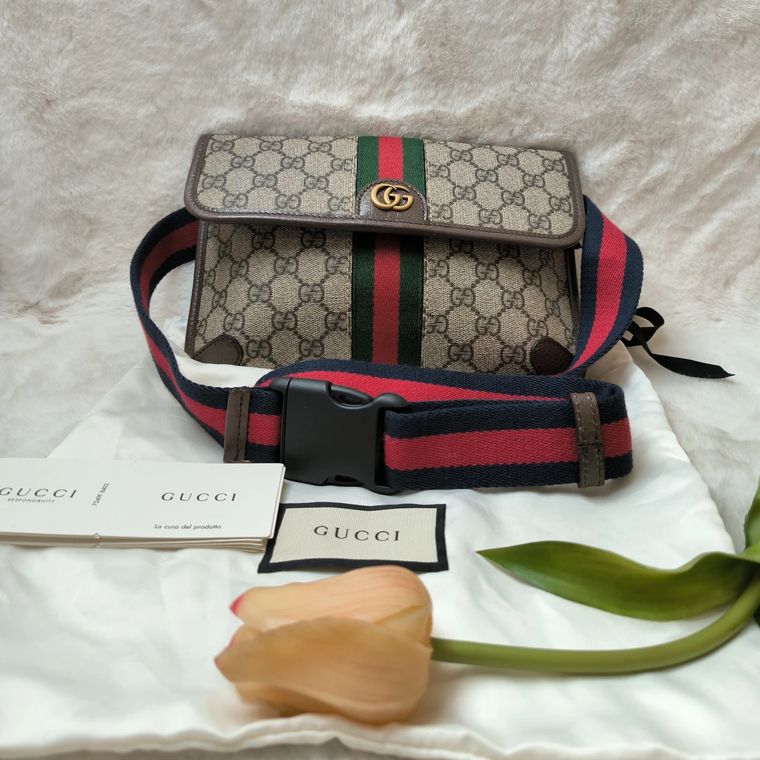 全新未使用 GUCCI/古驰 魔镜/Gucci古驰虎头小号腰包SY/890017