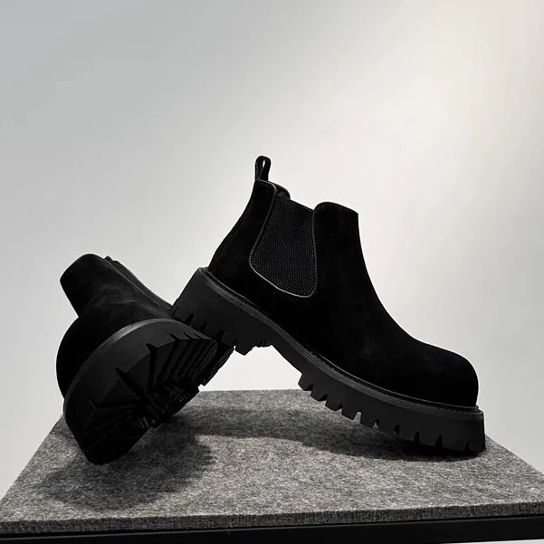 厚底机车靴子男士套脚马丁靴黑色切尔西靴休闲高帮皮鞋增高工装